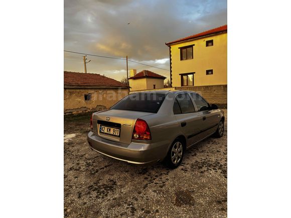 Sahibinden Hyundai Accent 1.3 Admire 2005 Model 