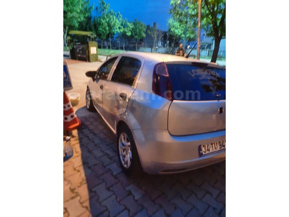 Sahibinden Fiat Punto 1.3 Multijet Active 2009 Model   Gri (Gümüş)