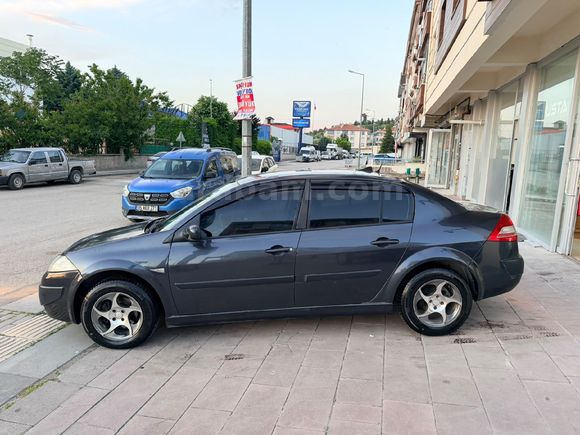 TERTEMİZ DEĞIŞENSİZ HASAR KAYITSIZ 1.6 16 WALFTİR