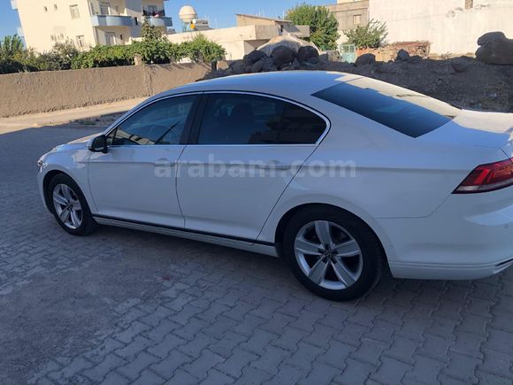 Sahibinden Volkswagen Passat 1.6 TDi BlueMotion Impression 2018 Model