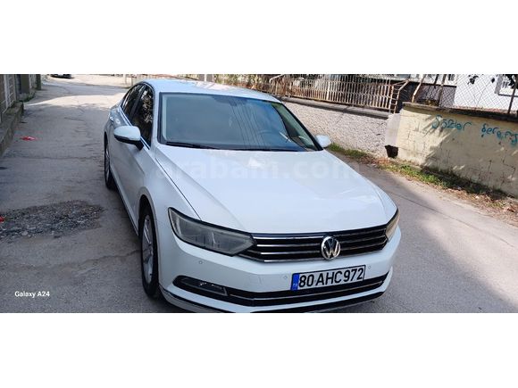 Sahibinden Volkswagen Passat 1.6 TDi BlueMotion Comfortline 2015 Model  212.000 km Beyaz