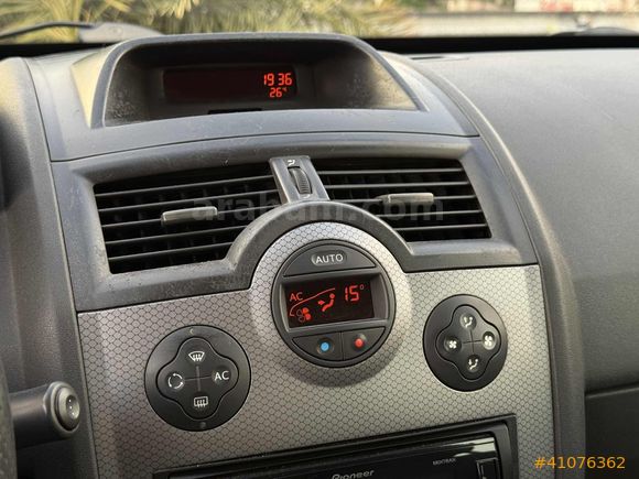 2004 Renault Megane 1.6 Dynamique HB Hatasız Ayarında