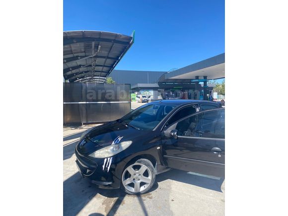 Sahibinden Peugeot 206+ 1.4 Comfort 2010 Model  195.000 km Siyah