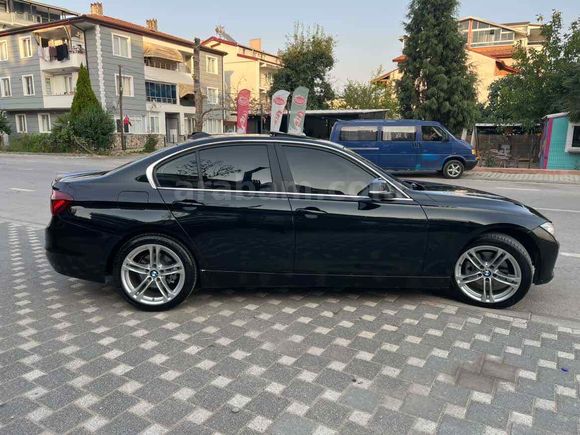 Acil  BMW 320d   2014 Model   kaput tavan bagaj orginal   