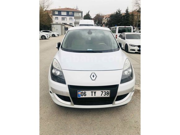 Sahibinden Renault Grand Scenic 1.5 dCi Privilege 2011 Model 