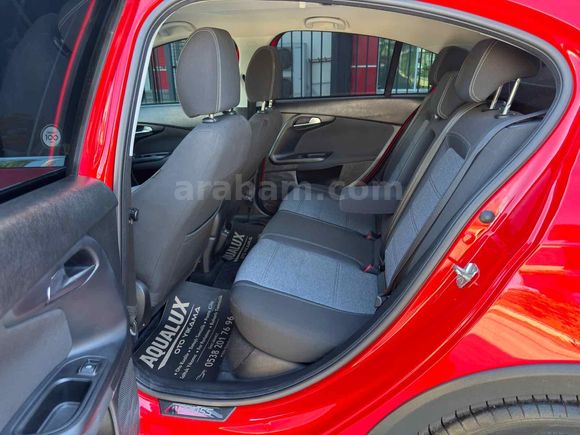 2023 EGEA CROSS 1.4 FİRE LOUNGE PLUS EN FULL 40.000KM BOYASIZ