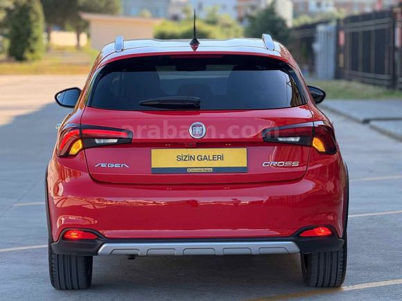2023 EGEA CROSS 1.4 FİRE LOUNGE PLUS EN FULL 40.000KM BOYASIZ