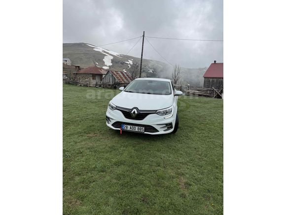 Memurdan Sahibinden Renault Megane 1.3 TCe Touch 2024 Model 