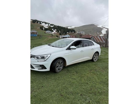 Memurdan Sahibinden Renault Megane 1.3 TCe Touch 2024 Model 