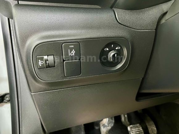 AZİZOĞLU PLAZA OTOMOTİV'DEN DEĞİŞENSİZ BOYASIZ C3