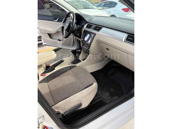 Sahibinden Skoda Rapid 1.6 TDI Ambition 2013 Model 