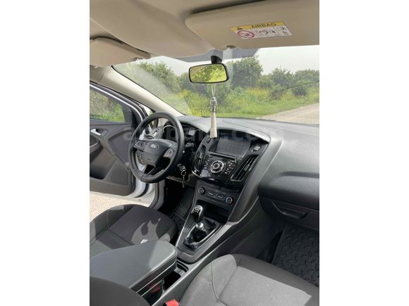  Memurdan Ford Focus 2015 model 