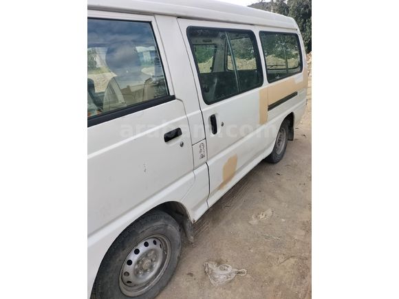 Sahibinden Mitsubishi L 300 Camlı Van 2000 Model