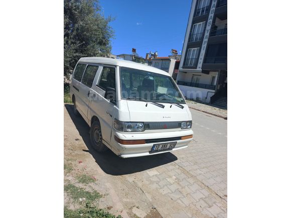 Sahibinden Mitsubishi L 300 Camlı Van 2000 Model