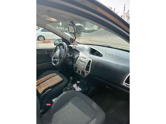 Sahibinden Hyundai i20 Troy 1.2 DOHC Mode 2011 Model