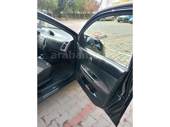Sahibinden Hyundai i20 Troy 1.2 DOHC Mode 2011 Model