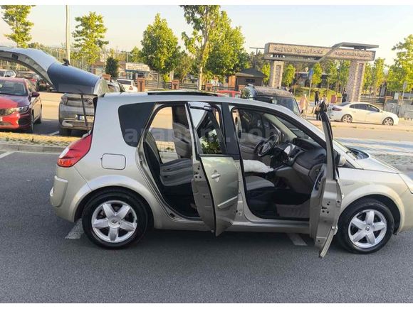 Sahibinden Renault Scenic 1.5 dCi Privilege 2009 Model 