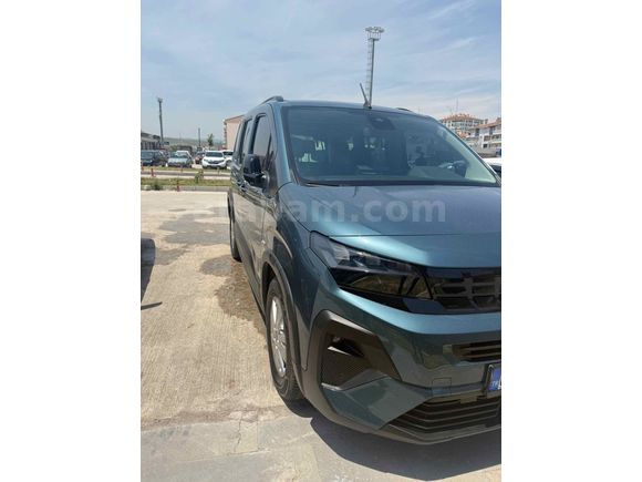 Sahibinden Peugeot Rifter 1.5 BlueHDI Allure 2024 Model 