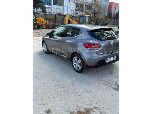 Değişensiz  Renault Clio 1.5 dCi start&stop Icon 2015 Model