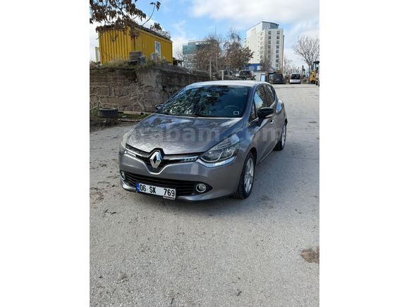 Değişensiz  Renault Clio 1.5 dCi start&stop Icon 2015 Model