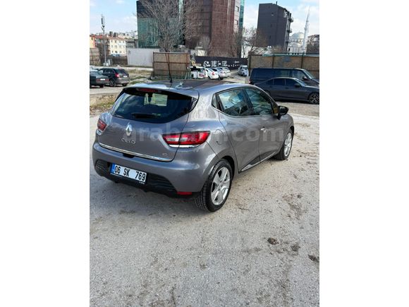 Değişensiz  Renault Clio 1.5 dCi start&stop Icon 2015 Model