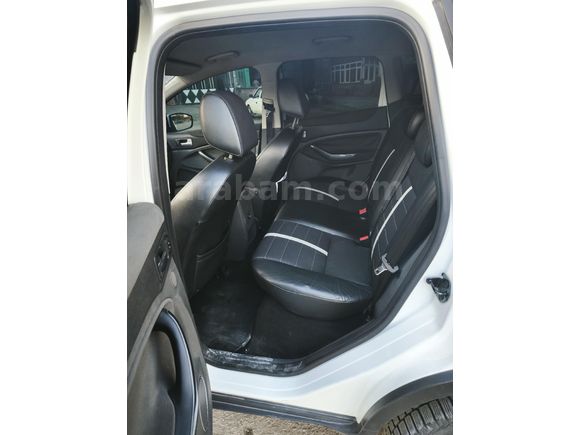 Sahibinden Ford Kuga 2.0 TDCi Titanium 2012 Model  293.000 km Beyaz