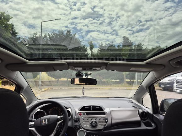 Sahibinden Honda Jazz 1.4 Fun 2011 Model