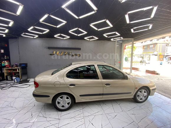 Sahibinden Renault Megane 1.6 RTE 2000 Model