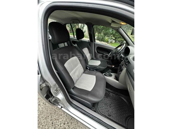  4. Sahibinden Renault Symbol 1.5 dCi Authentique 2011 Model 