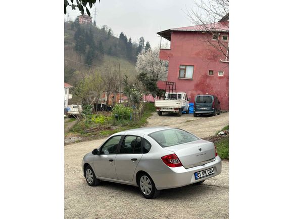  4. Sahibinden Renault Symbol 1.5 dCi Authentique 2011 Model 