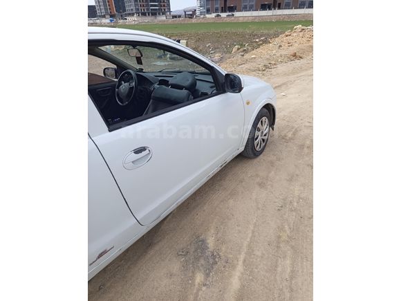 Sahibinden Opel Corsa 1.3 CDTI Cosmo 2004 Model