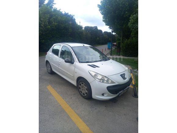 Sahibinden Peugeot 206+ 1.4 HDi Urban Move 2012 Model İstanbul 162.000 km Beyaz