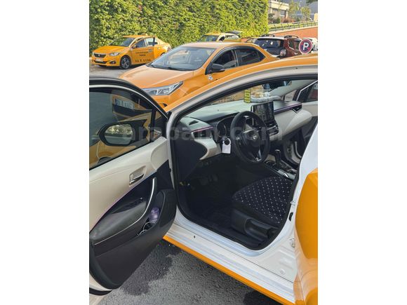 Sahibinden Toyota Corolla 1.5 Vision 2021 
Model AĞIR HASAR YOKTUR 