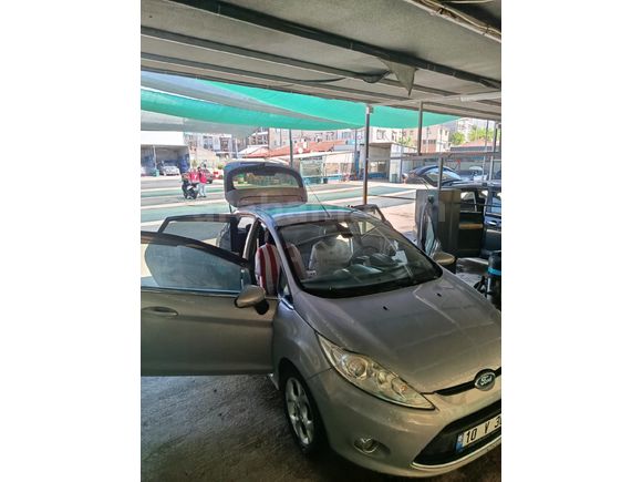 Sahibinden Ford Fiesta 1.4 Titanium X 2011 Model