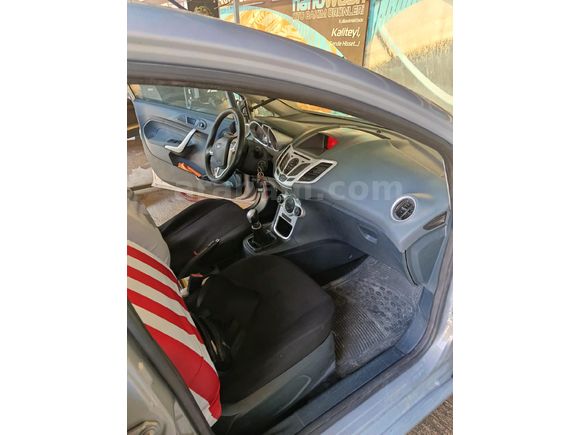 Sahibinden Ford Fiesta 1.4 Titanium X 2011 Model