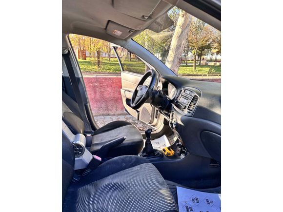 Sahibinden Hyundai Accent Era 1.5 CRDi Mode 2011 Model 