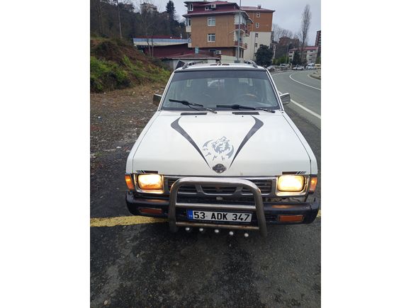 Sahibinden Nissan Pick Up 4WD 1996 Model 