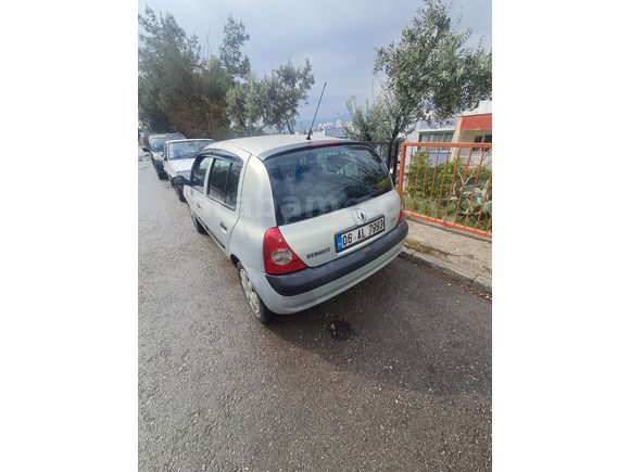Sahibinden Renault Clio 1.2 Authentique 2005 Model  230.000 km Gri