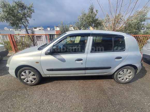 Sahibinden Renault Clio 1.2 Authentique 2005 Model  230.000 km Gri