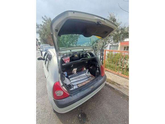 Sahibinden Renault Clio 1.2 Authentique 2005 Model  230.000 km Gri