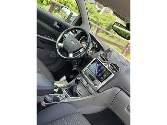 Sahibinden Ford Focus 1.6 TDCi Titanium 2010 Model  252.000 km Siyah