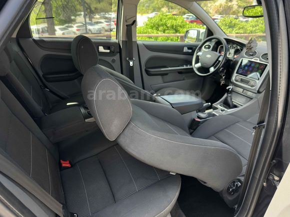 Sahibinden Ford Focus 1.6 TDCi Titanium 2010 Model  252.000 km Siyah