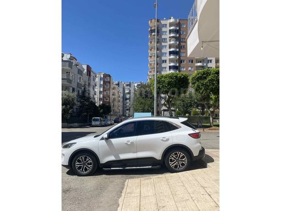 Sahibinden Ford Kuga 1.5 EcoBlue Titanium 2022 Model 