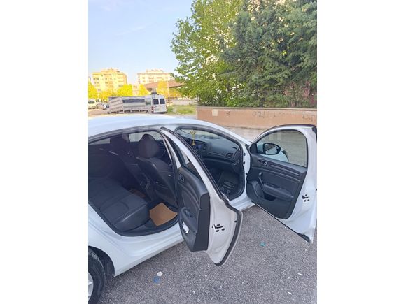 Sahibinden Renault Megane 1.5 dCi Touch 2020 Model