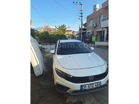 Sahibinden Fiat Egea Cross 1.4 Fire Urban 2022 Model  37.500 km Beyaz