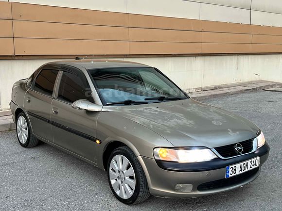 Galeriden Opel Vectra 2.0 CD 1998 Model Kayseri