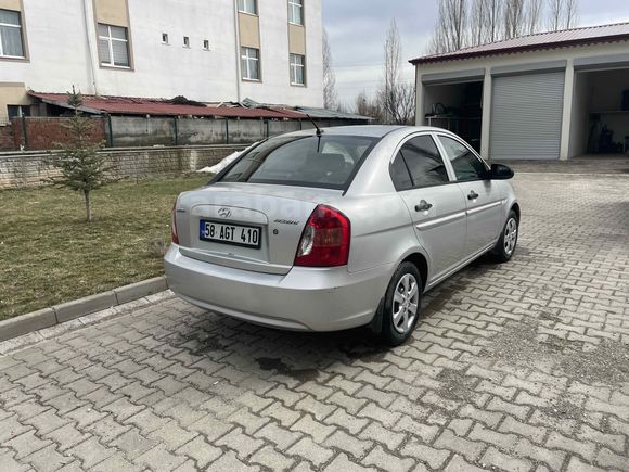 Sahibinden Hyundai Accent Era 1.4 Team 2011 Model 