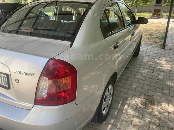 Sahibinden Hyundai Accent Era 1.4 Team 2011 Model 