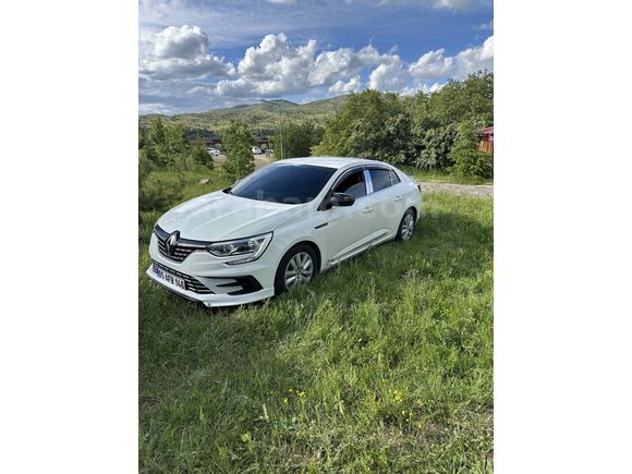 Dolu dolu bakımlı megane 4 