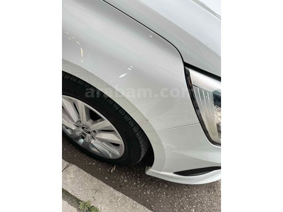 Dolu dolu bakımlı megane 4 